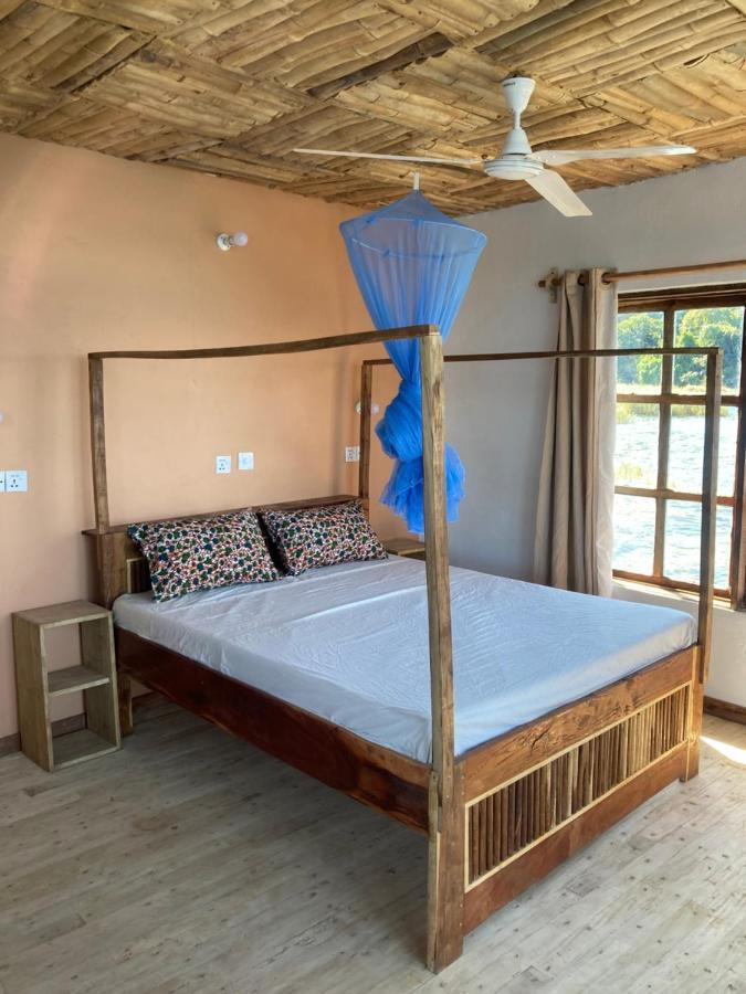 Soul Rebel Lodge & Backpackers Nkhata Bay Ngoại thất bức ảnh