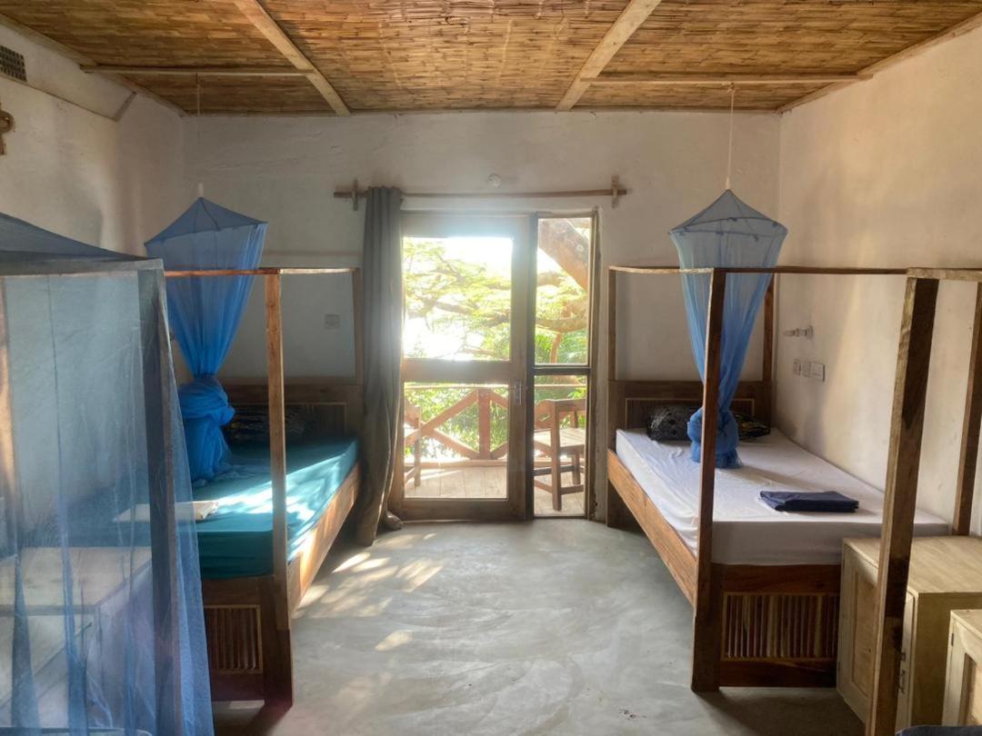 Soul Rebel Lodge & Backpackers Nkhata Bay Ngoại thất bức ảnh