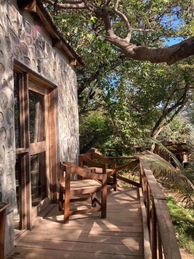 Soul Rebel Lodge & Backpackers Nkhata Bay Ngoại thất bức ảnh