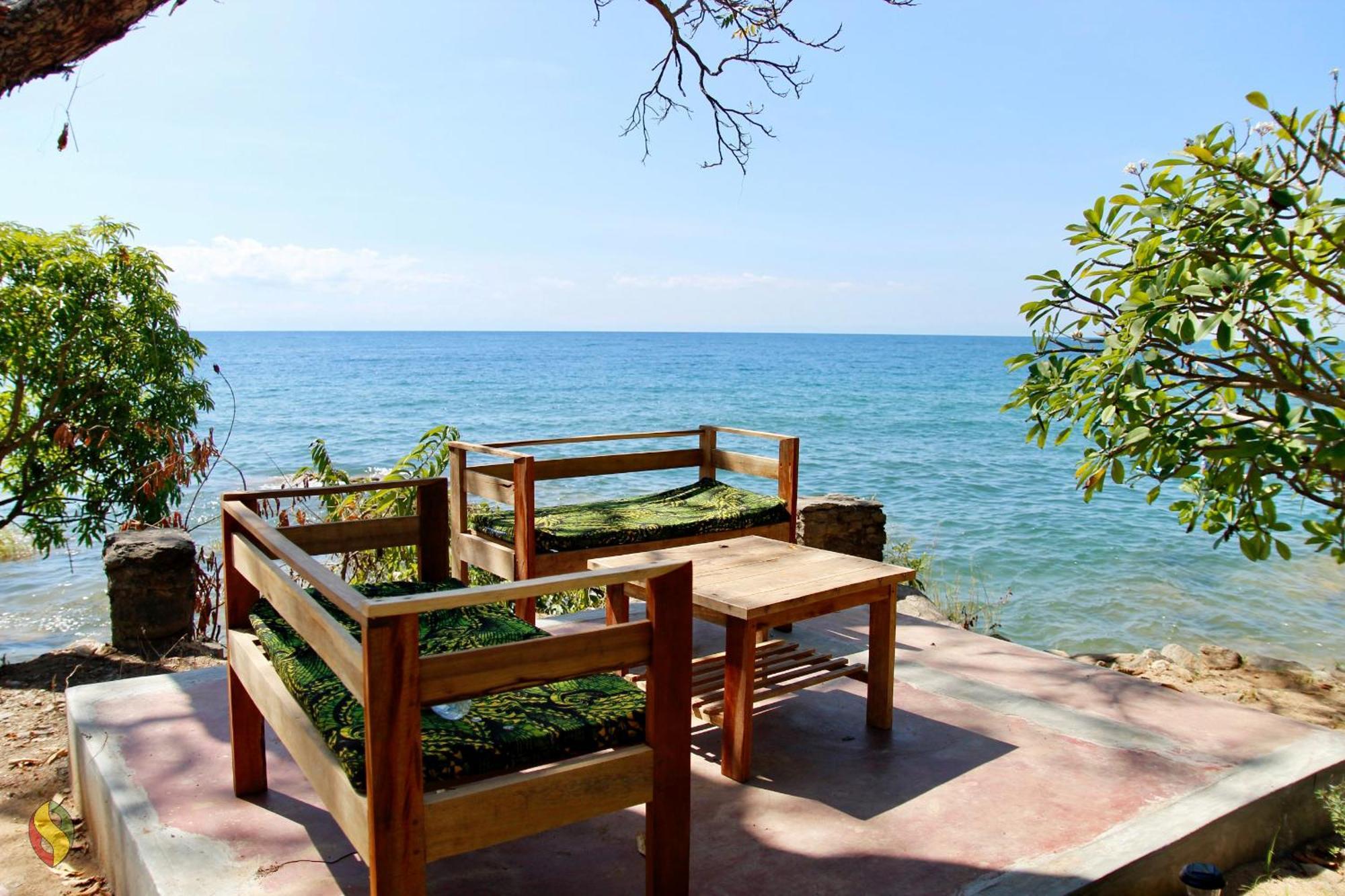 Soul Rebel Lodge & Backpackers Nkhata Bay Ngoại thất bức ảnh
