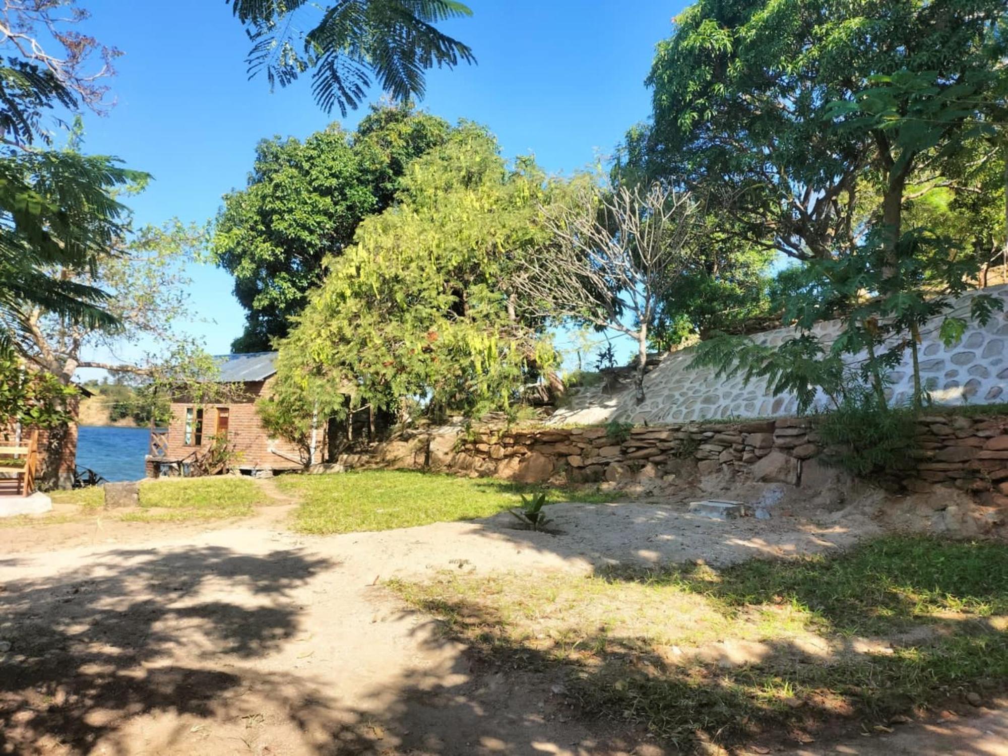 Soul Rebel Lodge & Backpackers Nkhata Bay Ngoại thất bức ảnh